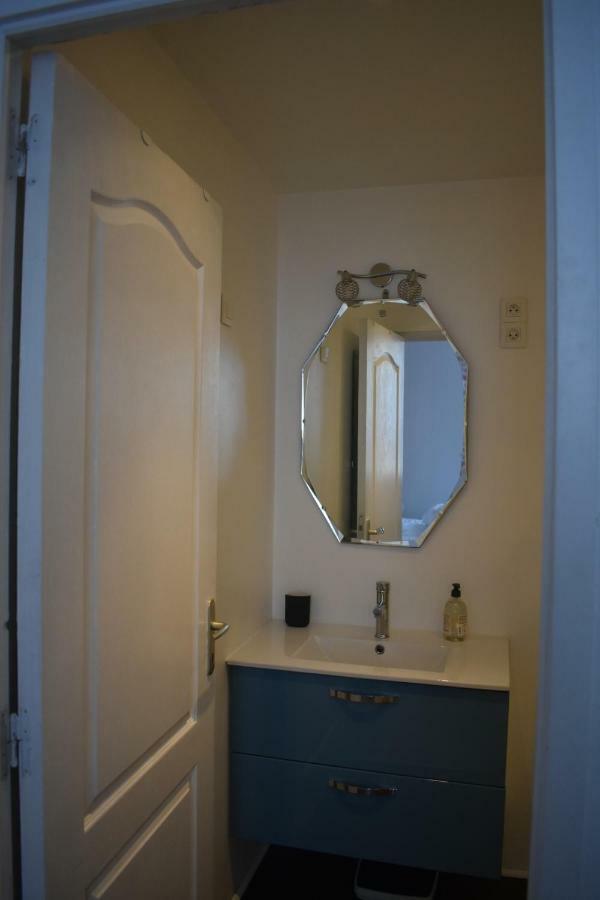 Maison Montreuil Apartment Онфльор Екстериор снимка